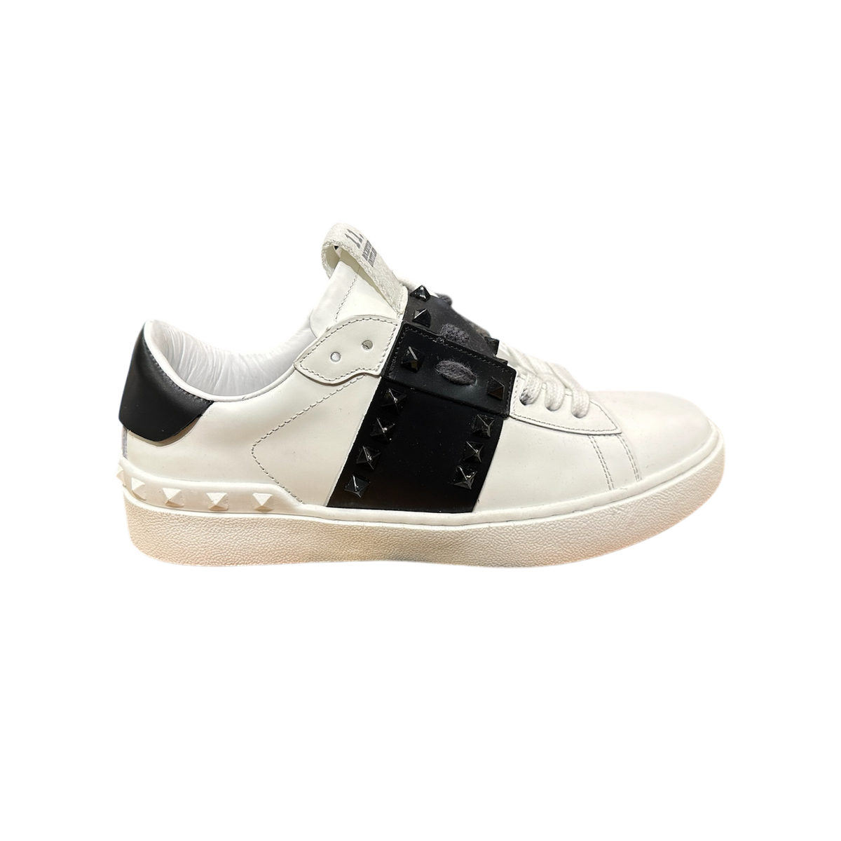 Vtln White/Black Leather Shoes